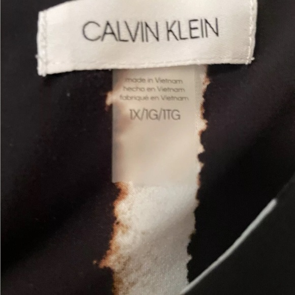 Calvin Klein Shell XL - Picture 3 of 3